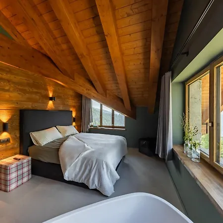 Lodge La Tana Lodge&spa La Colla